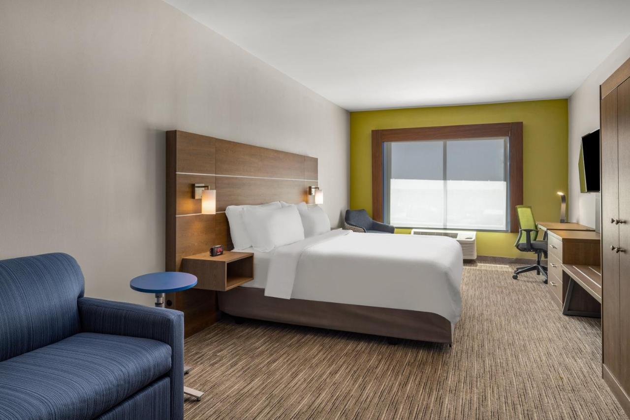 Holiday Inn Express & Suites Graham By Ihg Exterior photo